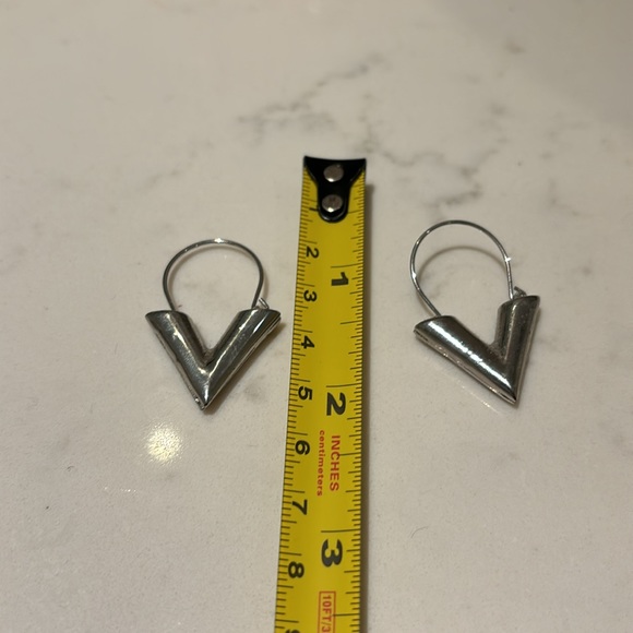 Silver Coloured Arrow Earrings - Picture 2 of 2
